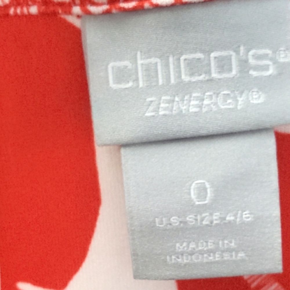 CHICOS Golf TOP - Picture 10 of 10